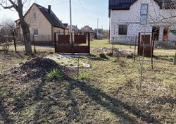 Продаж земельної ділянки під житлову забудову на вул. Черешнева, площа 6 соток фото 1 Продаж земельної ділянки під житлову забудову на вул. Черешнева, площа 6 соток фото 1