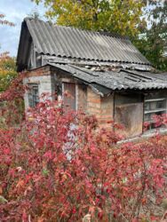 Продаж ділянки з будинком фото 1 Продаж ділянки з будинком фото 1