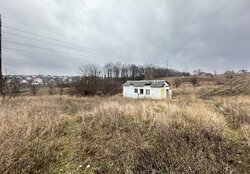 Продаж земельної ділянки під житлову забудову на вул. Івасюка, площа 10 соток фото 3 Продаж земельної ділянки під житлову забудову на вул. Івасюка, площа 10 соток фото 3