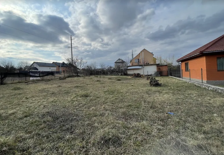 Продаж земельної ділянки під житлову забудову на вул. Надійна, площа 5.5 сотки фото 1 Продаж земельної ділянки під житлову забудову на вул. Надійна, площа 5.5 сотки фото 1