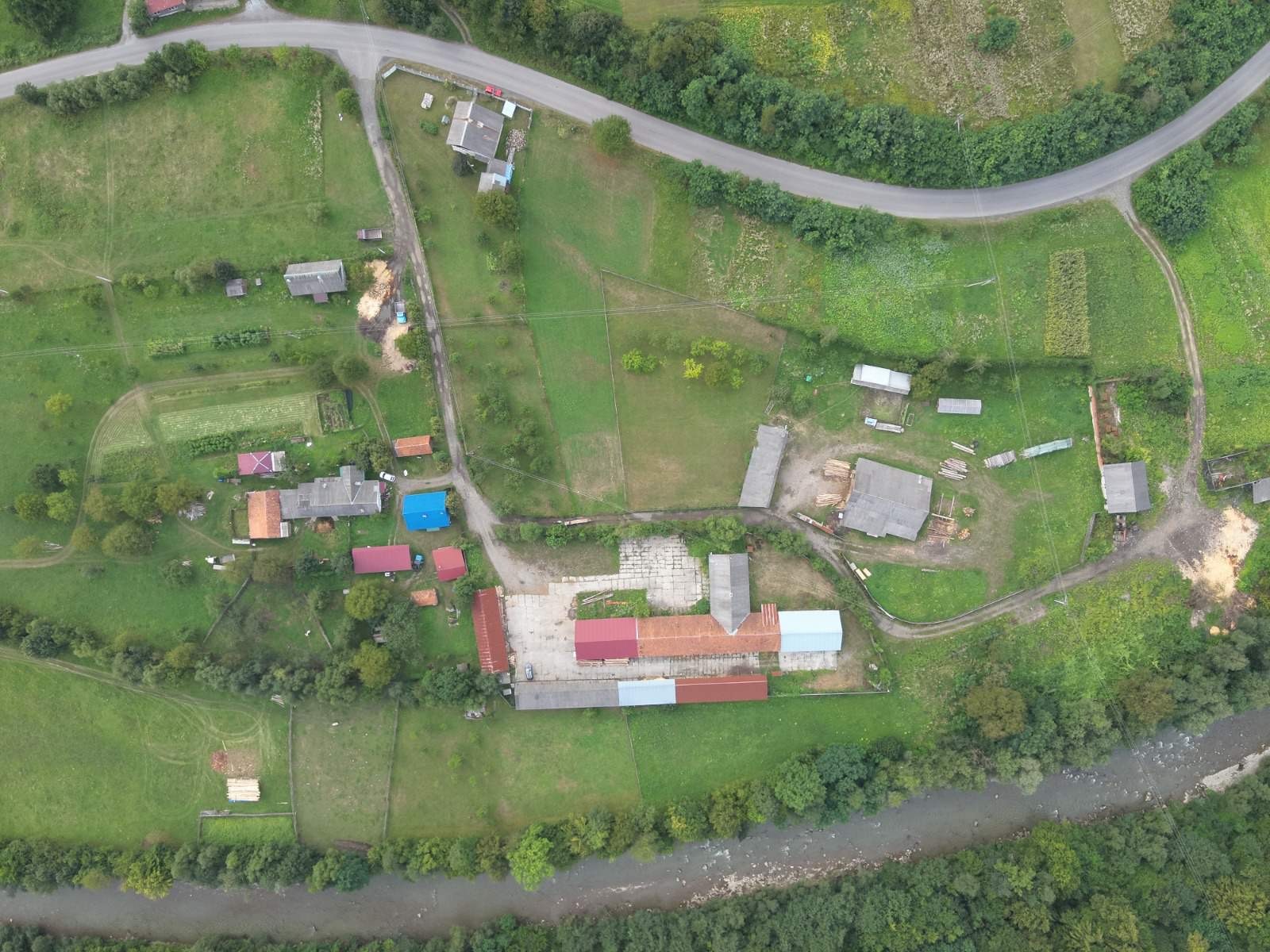 Продаж земельної ділянки з фермою та пилорамою фото 1 Продаж земельної ділянки з фермою та пилорамою фото 1