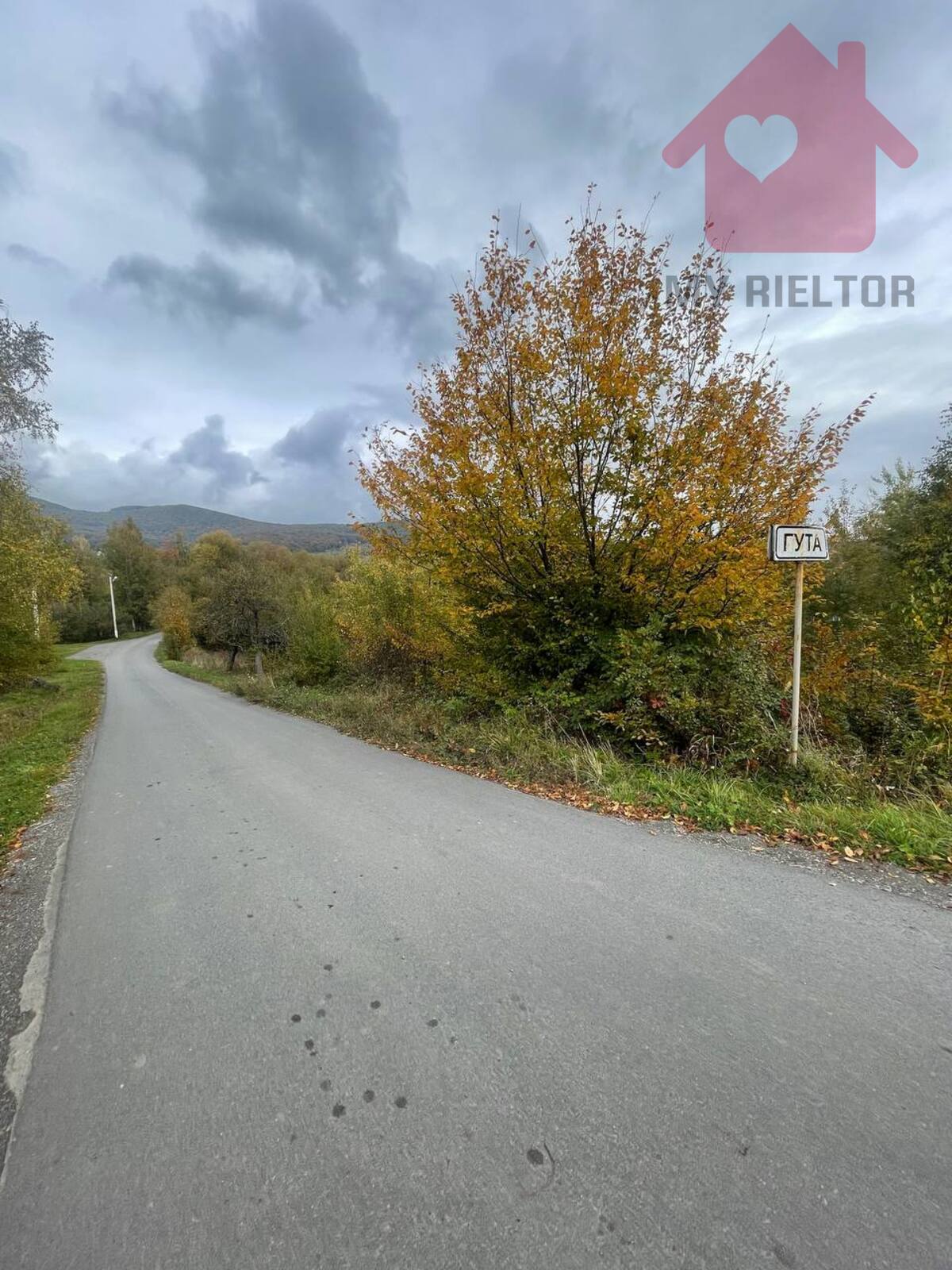 Продаж ділянки с. Гута фото 1 Продаж ділянки с. Гута фото 1