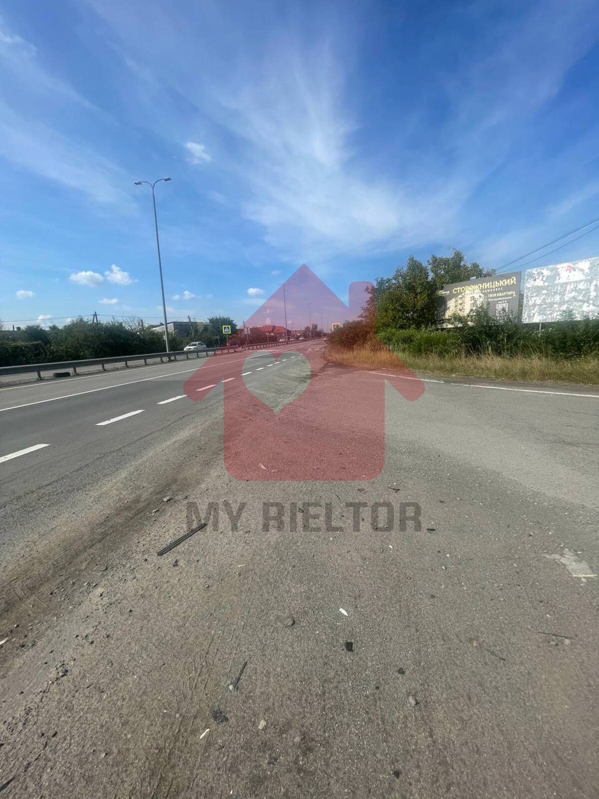 Продаж ділянки в Барвінку біля міжнародної траси Київ Чоп! фото 1 Продаж ділянки в Барвінку біля міжнародної траси Київ Чоп! фото 1