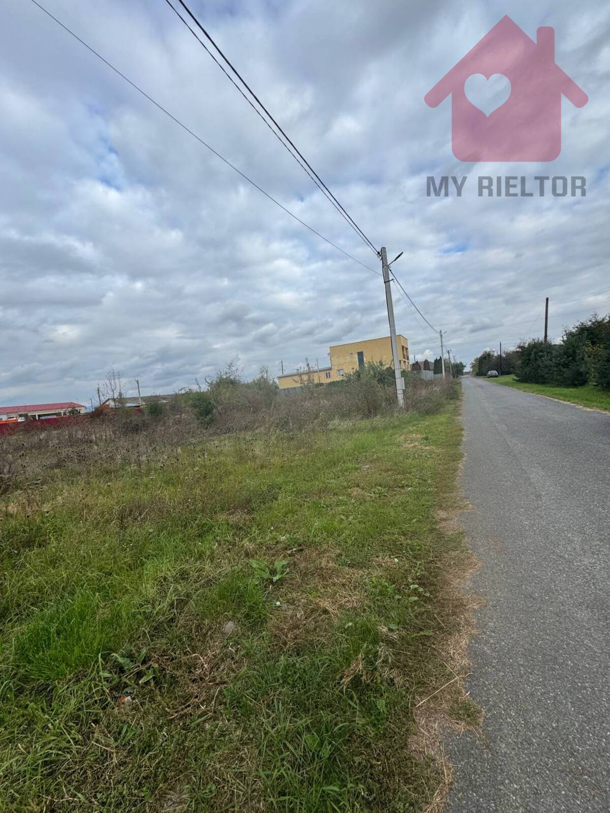 Продаж земельної ділянки в с.Холмок фото 1 Продаж земельної ділянки в с.Холмок фото 1