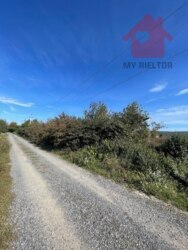 Продаж земельної ділянки в с.Оноковці фото 1 Продаж земельної ділянки в с.Оноковці фото 1