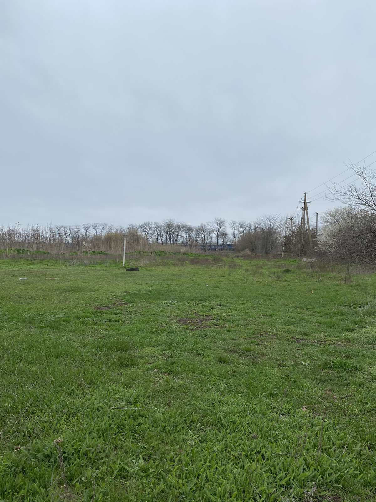 Земельна ділянка. Молодіжне фото 1 Земельна ділянка. Молодіжне фото 1