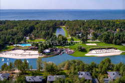    15,43     Riviera Village.  1