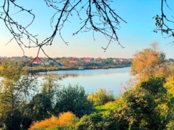 Продаж земельної ділянки з шикарним краєвидом на озеро! фото 9 Продаж земельної ділянки з шикарним краєвидом на озеро! фото 9